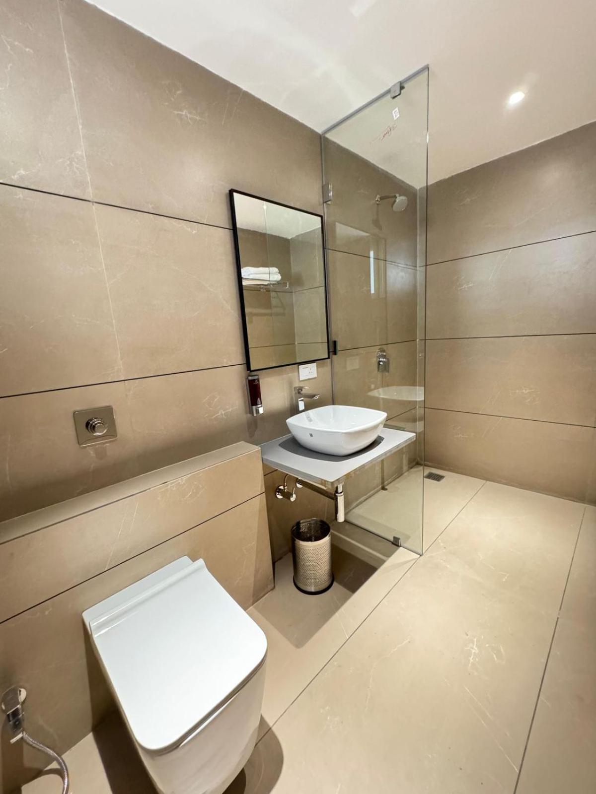 Hotel Carnival Parbhani Bagian luar foto